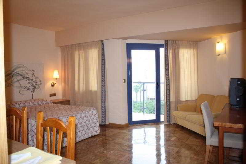 Apartamentos Ms Pepita Беналмадена Екстериор снимка